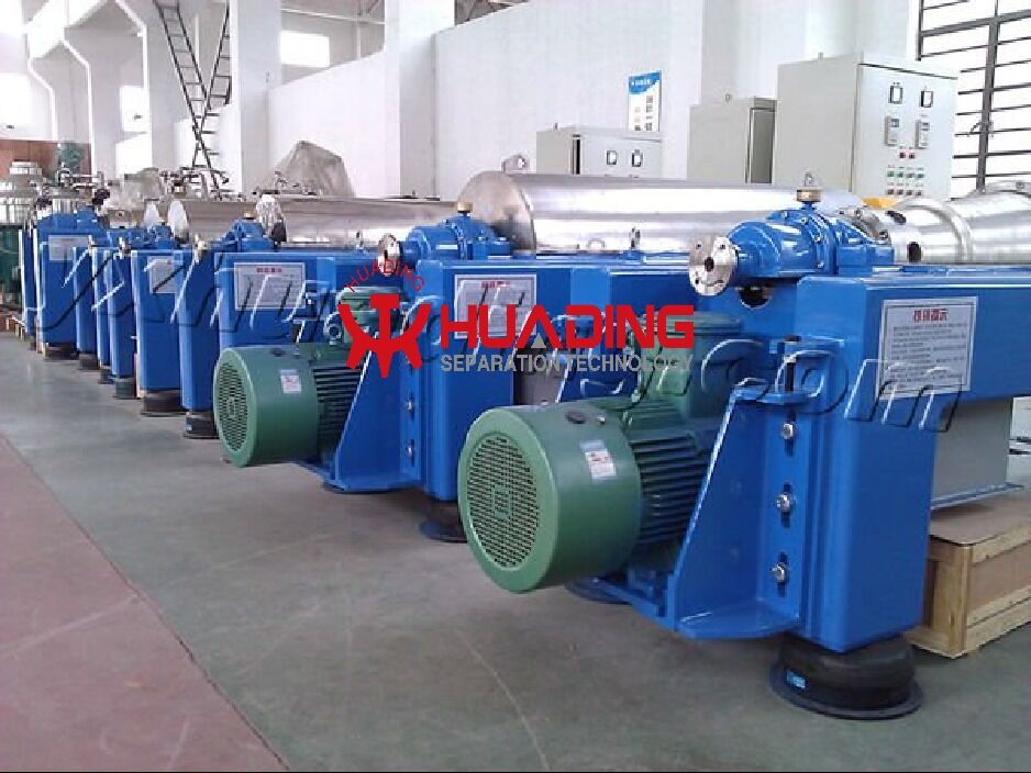 Horizontal Decanter Centrifuge for Solid Liquid Liquid Separation Automatic Screw Sedimentation Discharging